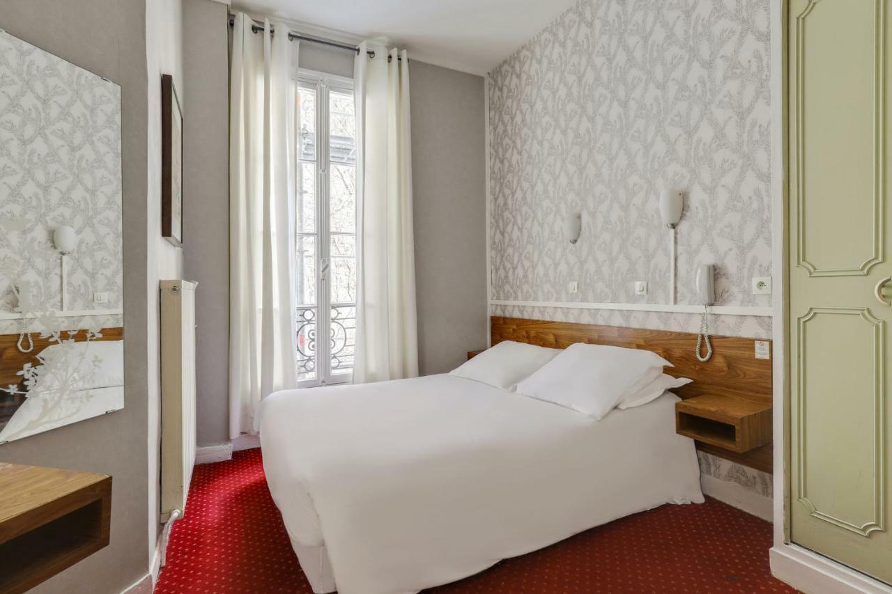 Hotel Des 3 Nations Paris Exteriör bild